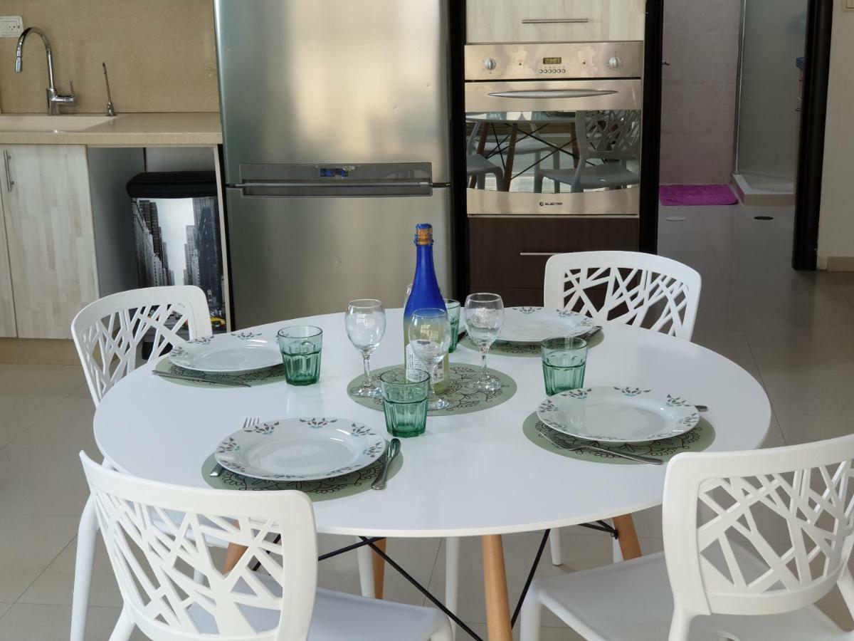 Gk Apartment Beauty Bat Yam Exterior photo